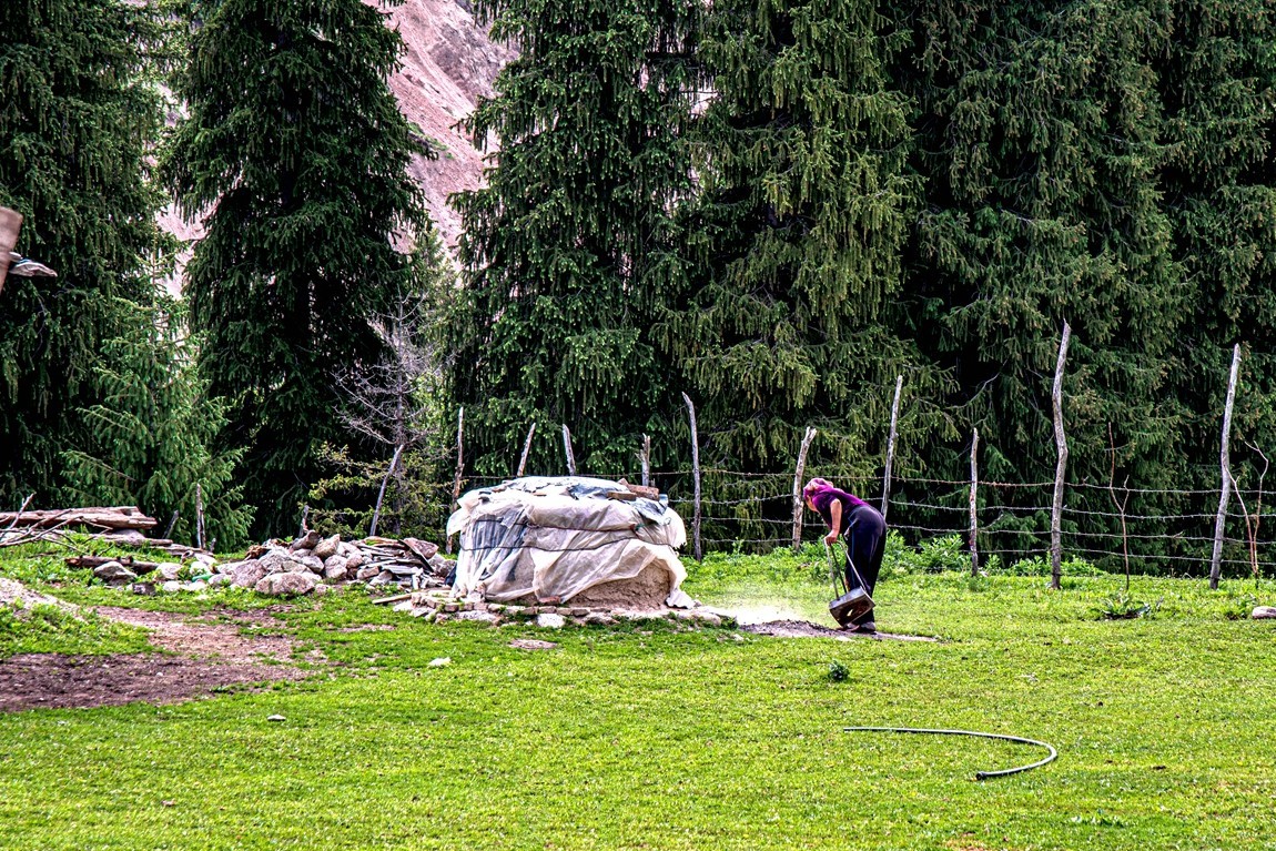 新疆行游--去琼库什台途中【4】