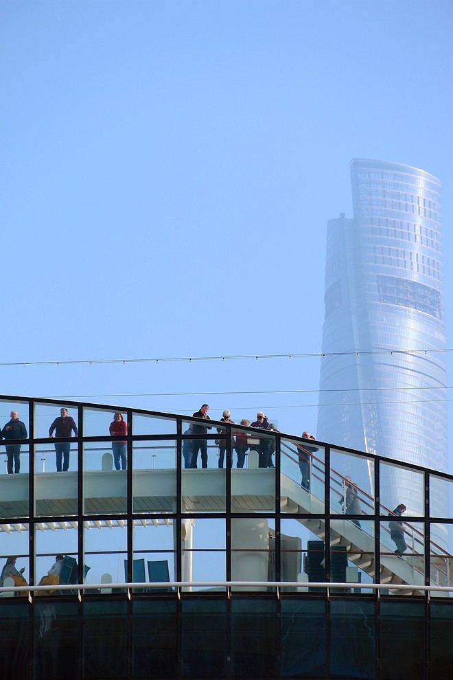 远处拍拍 AIDA della 邮轮