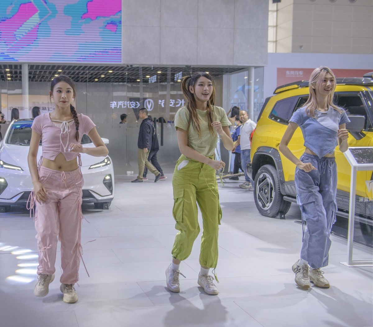 车展劲舞