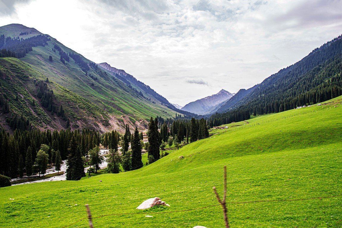 新疆行游--去琼库什台途中【4】