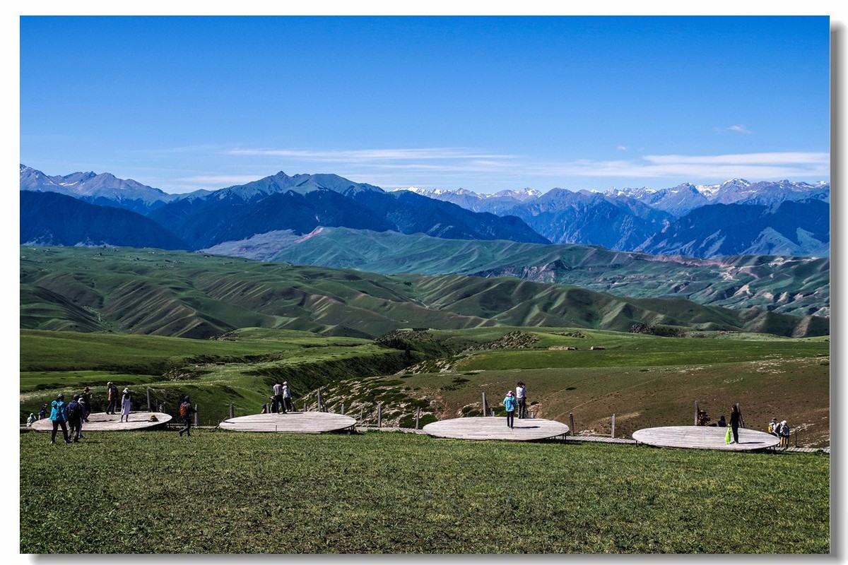 新疆之旅——喀拉峻草原（1）