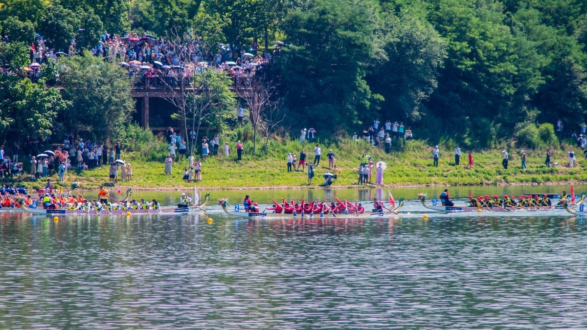 端午节龙舟竞技（一）