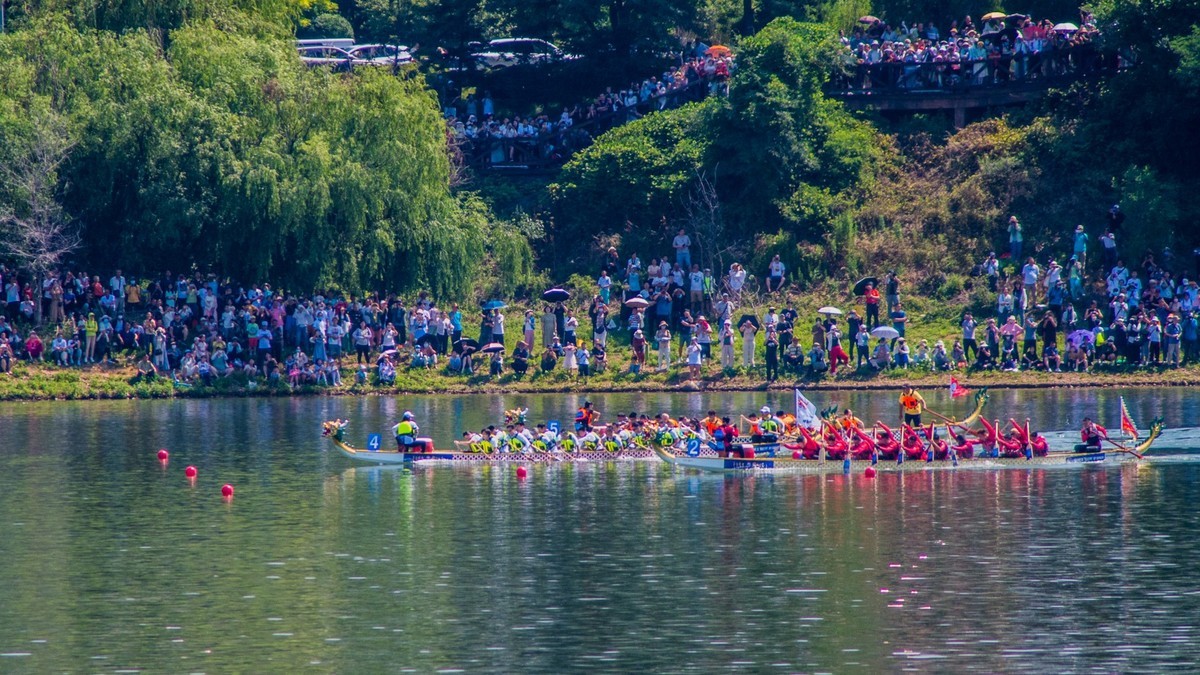 端午节龙舟竞技（一）