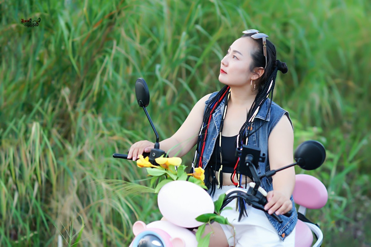 【牛仔电车女】---超超