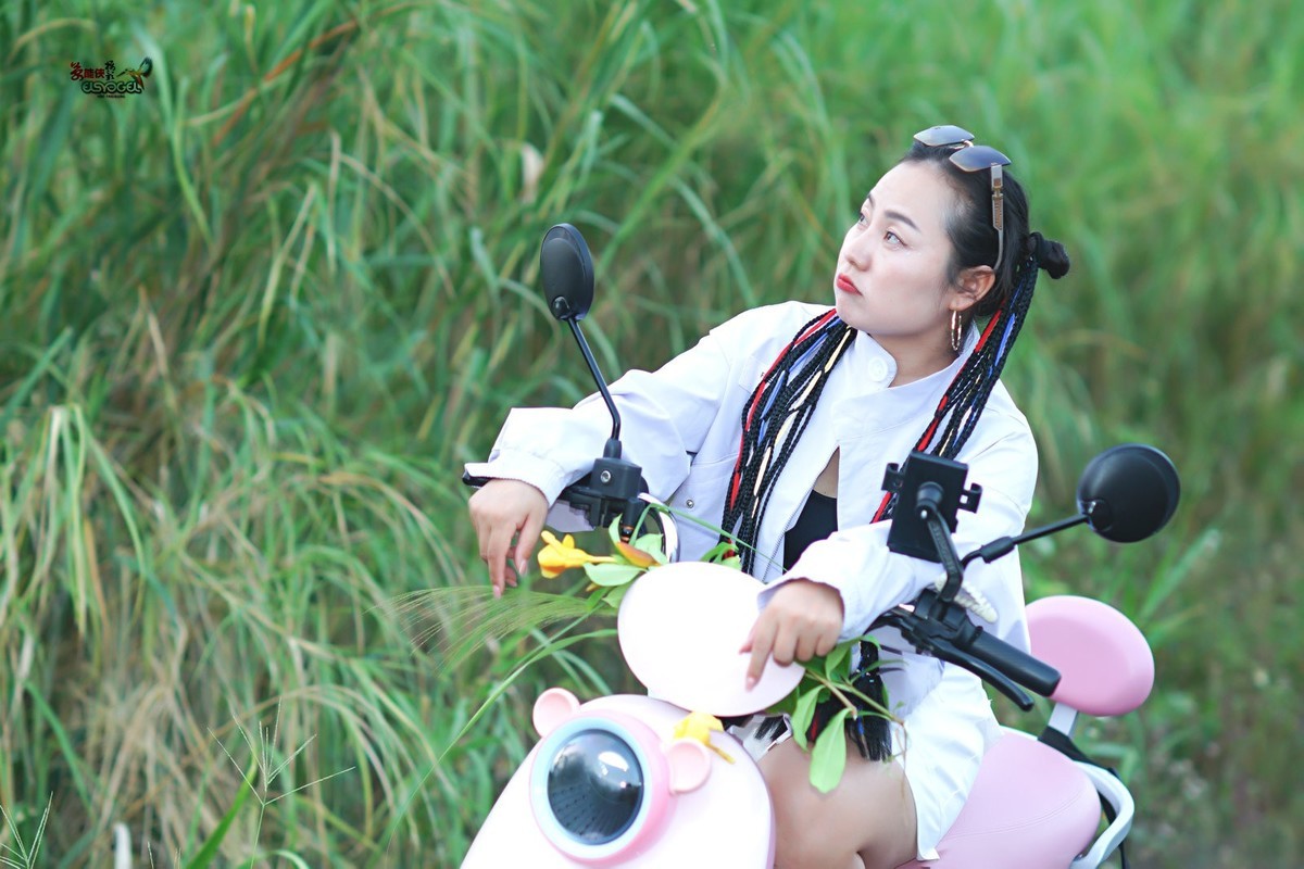 【牛仔电车女】---超超