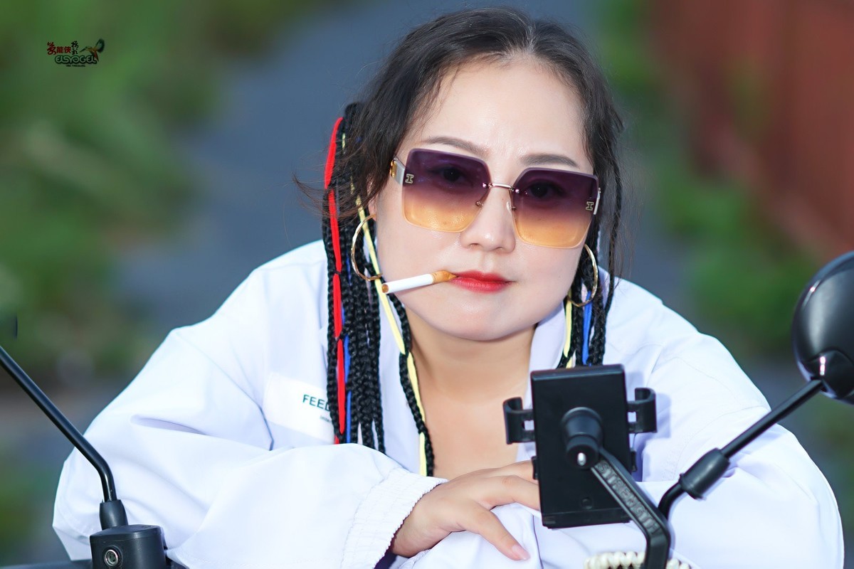 【牛仔电车女】---超超