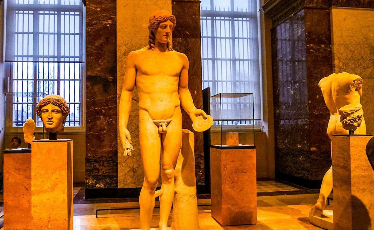 携“卢浮宫”拾锦，拜望北京故宫，祝师友春安！！！