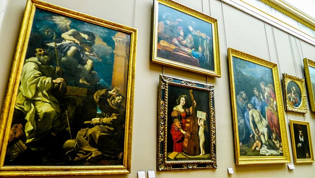 携“卢浮宫”拾锦，拜望北京故宫，祝师友春安！！！