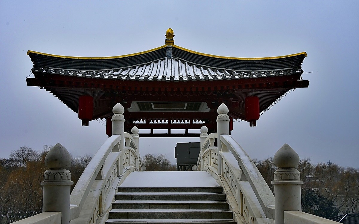雪后大唐芙蓉园---贺 “一泓清泉”荣任自然风景星空(中国)版主
