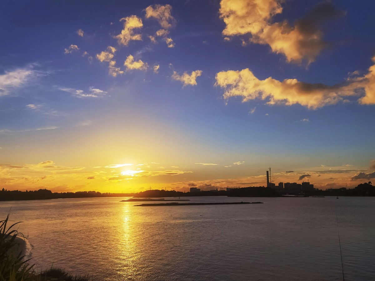 傍晚出现黄金光-中关村在线摄影论坛