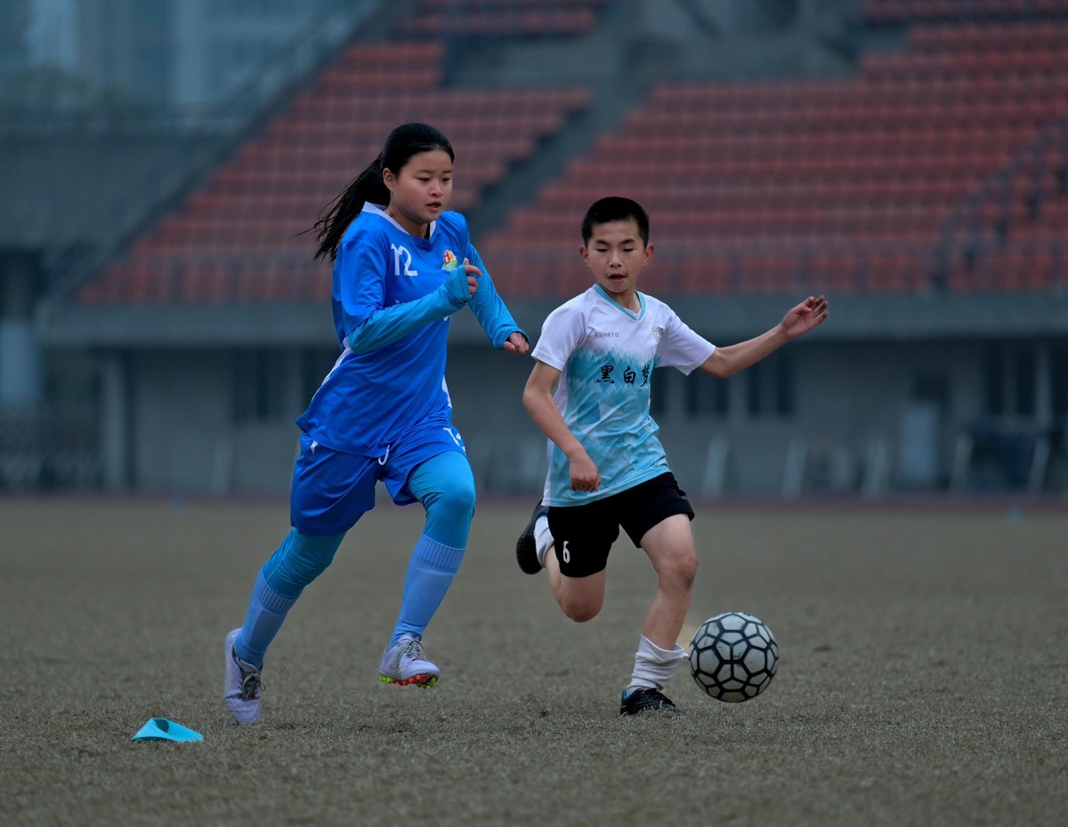 身体力量不对称的比赛