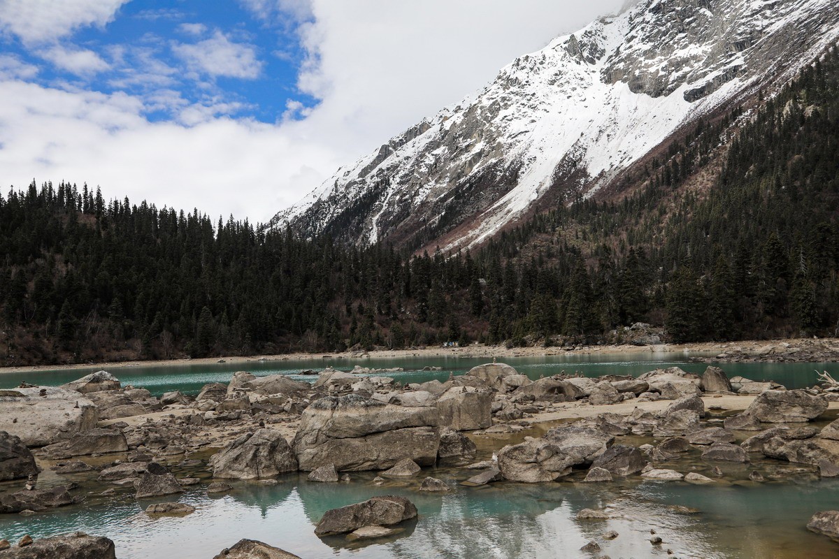 西行散记——然乌湖