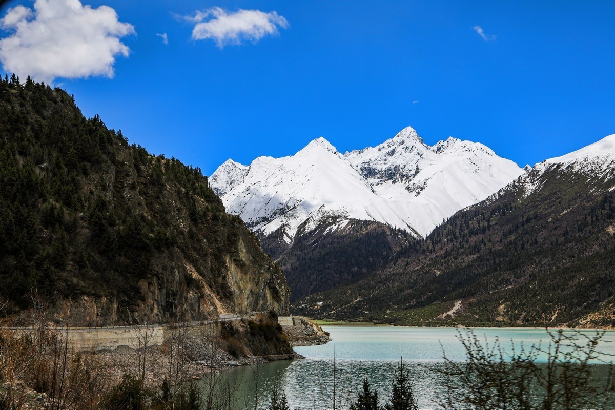 西行散记——然乌湖