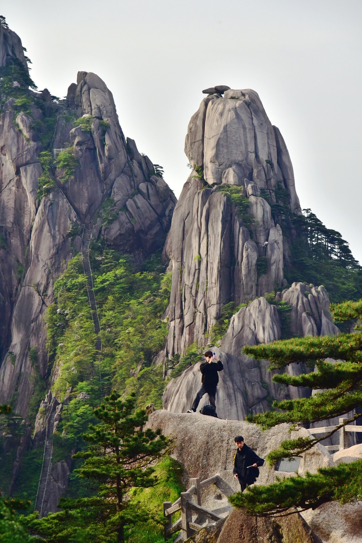 无梦徽州，天下黄山！