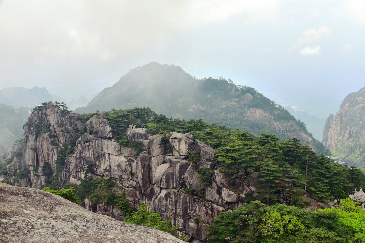 无梦徽州，天下黄山！