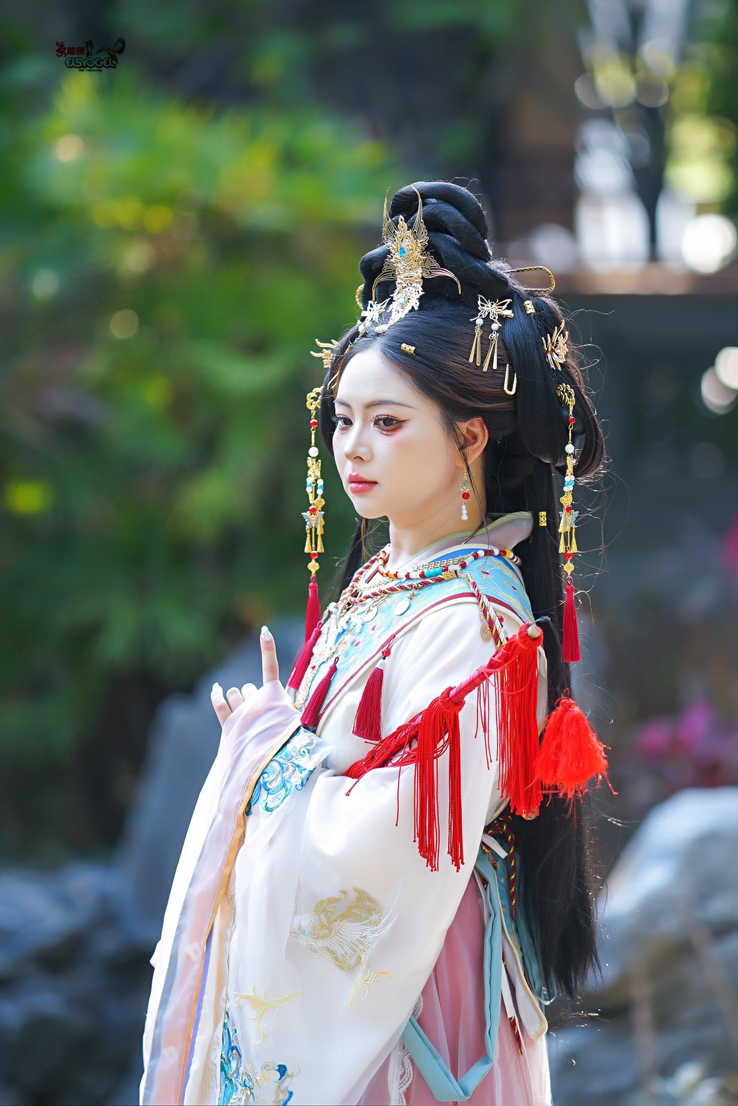 【木兰少女】---依灵