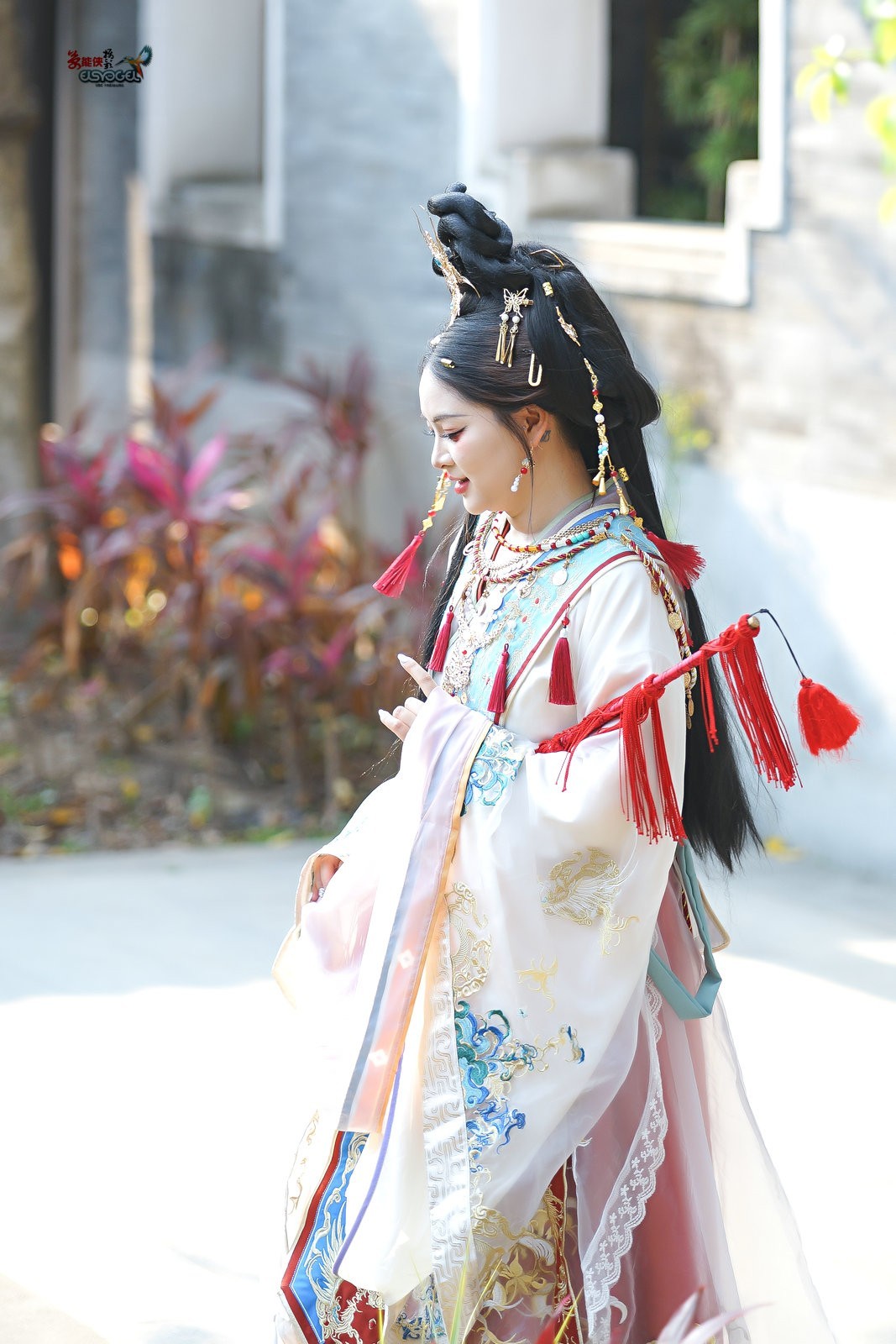 【木兰少女】---依灵