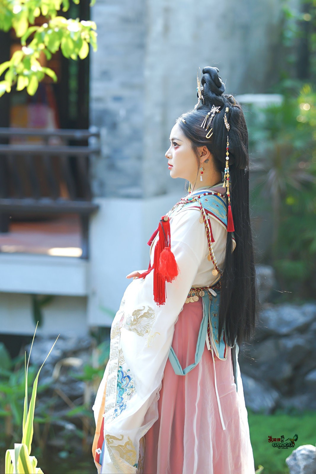 【木兰少女】---依灵