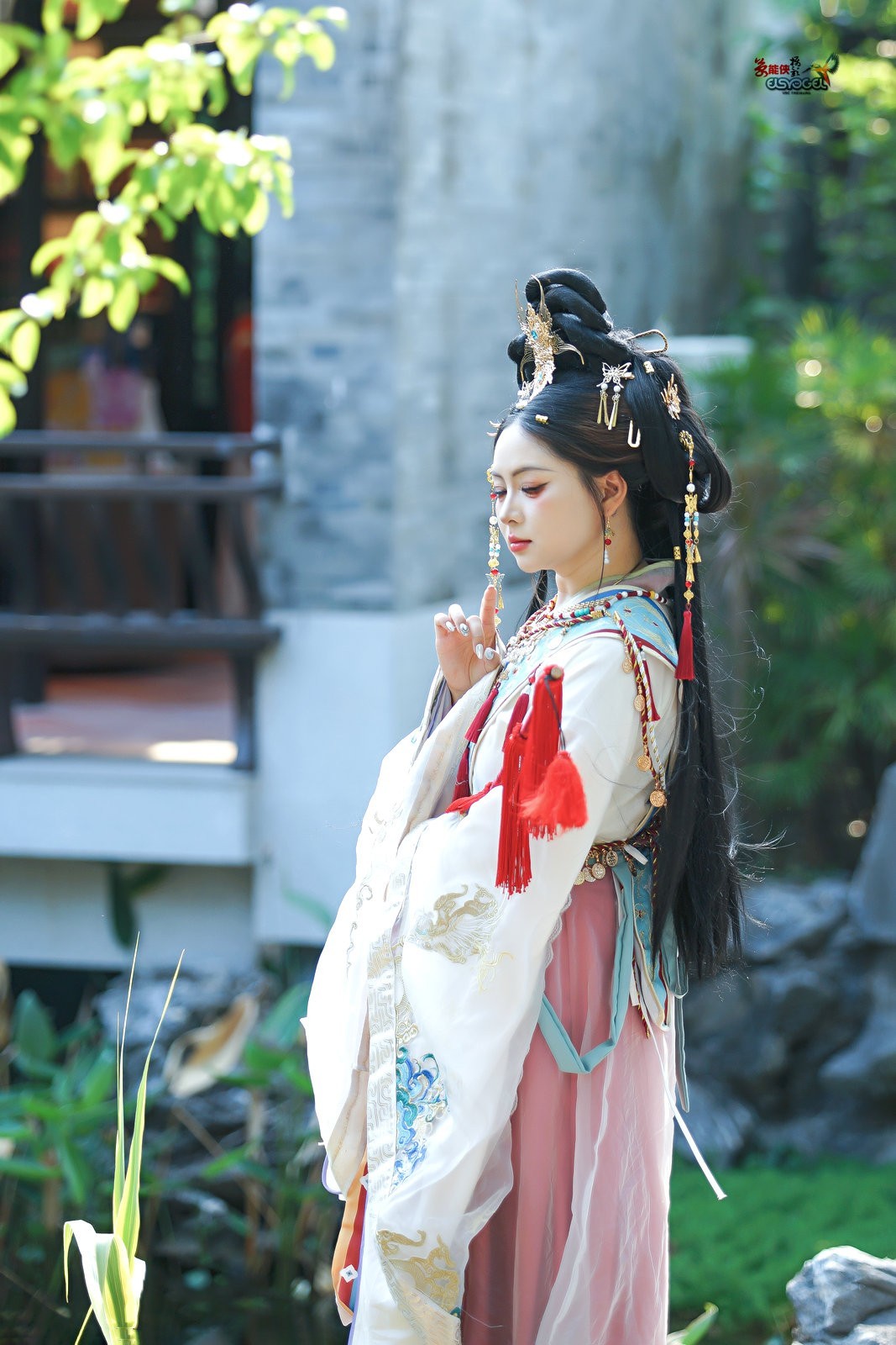 【木兰少女】---依灵