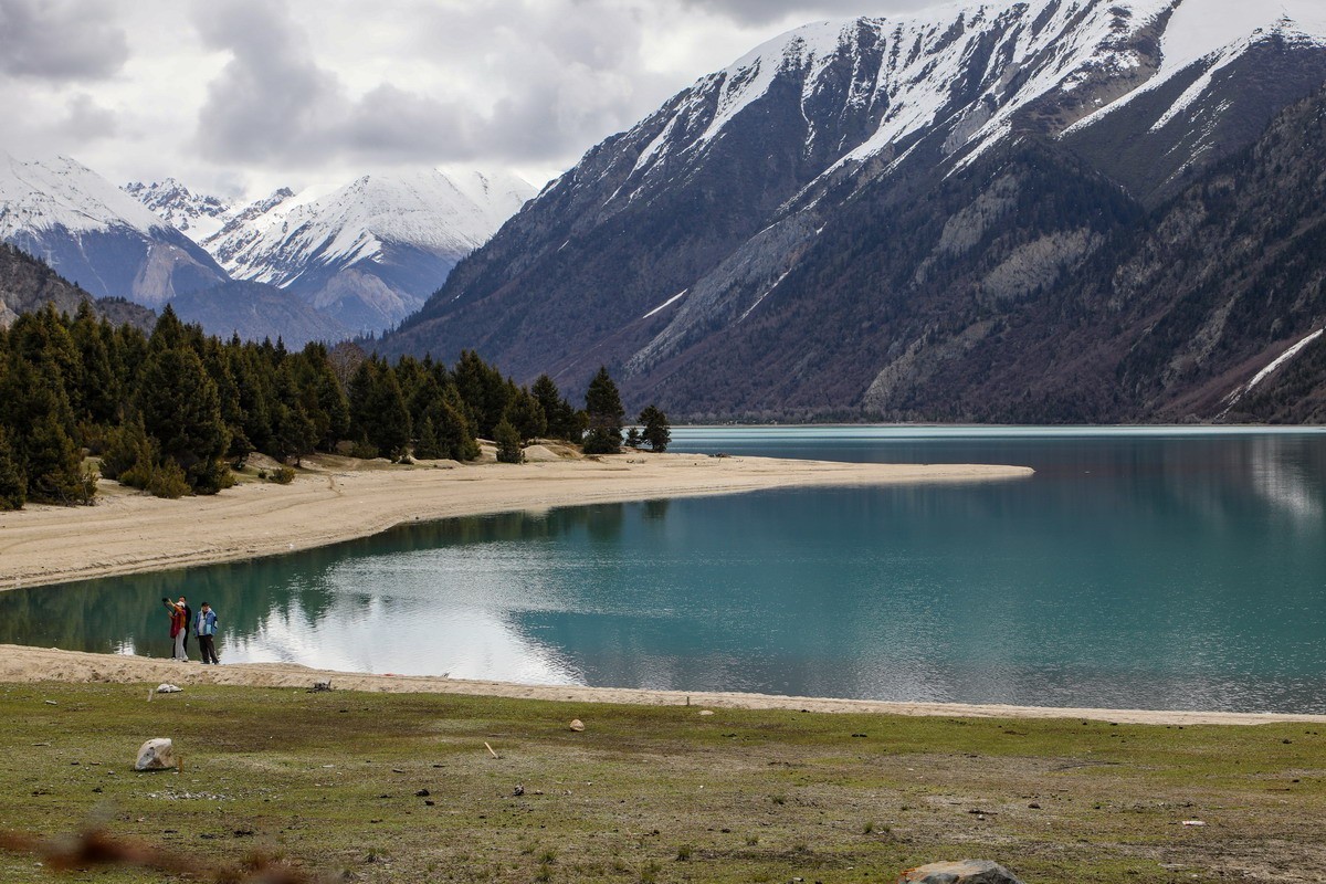 西行散记——然乌湖