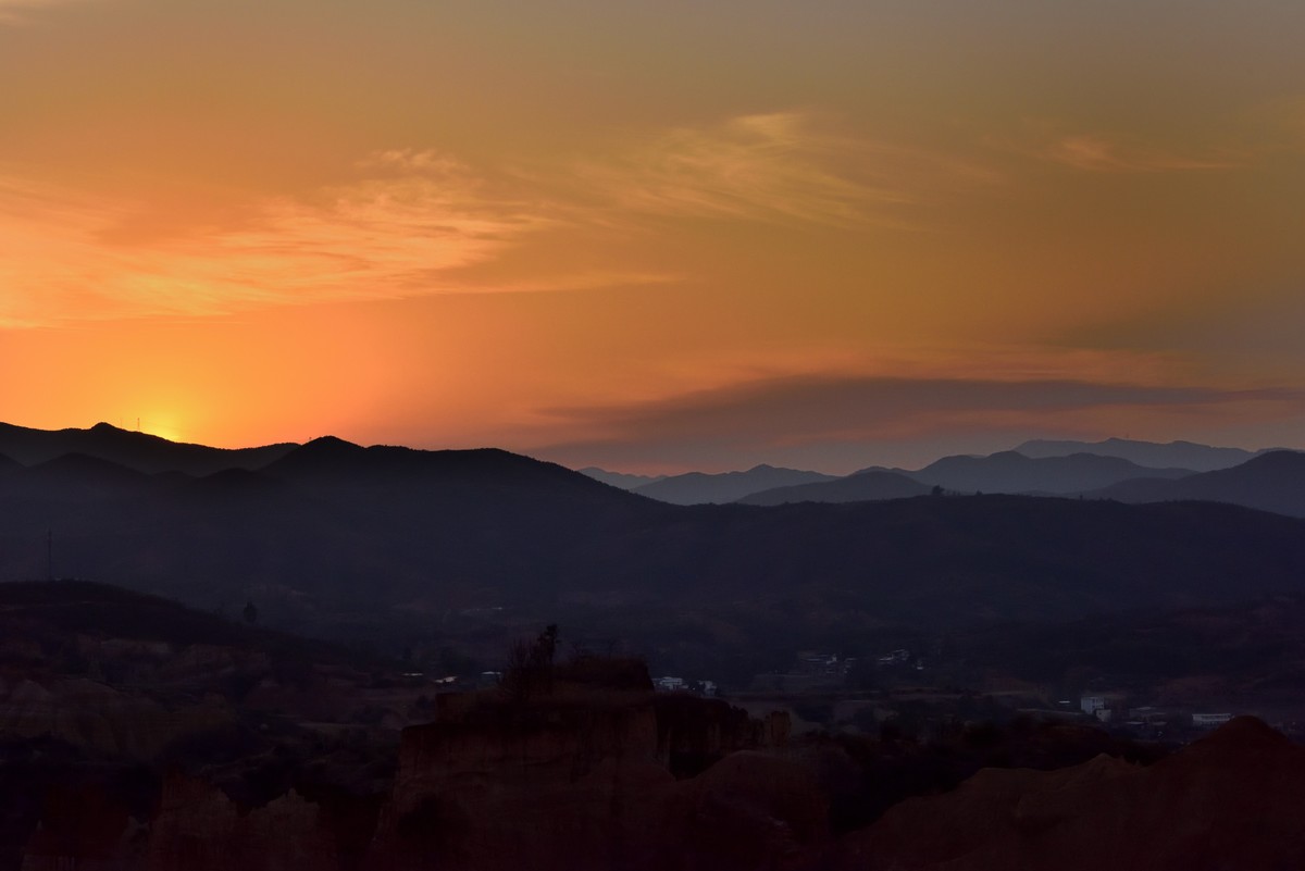浪巴铺土林【3】
