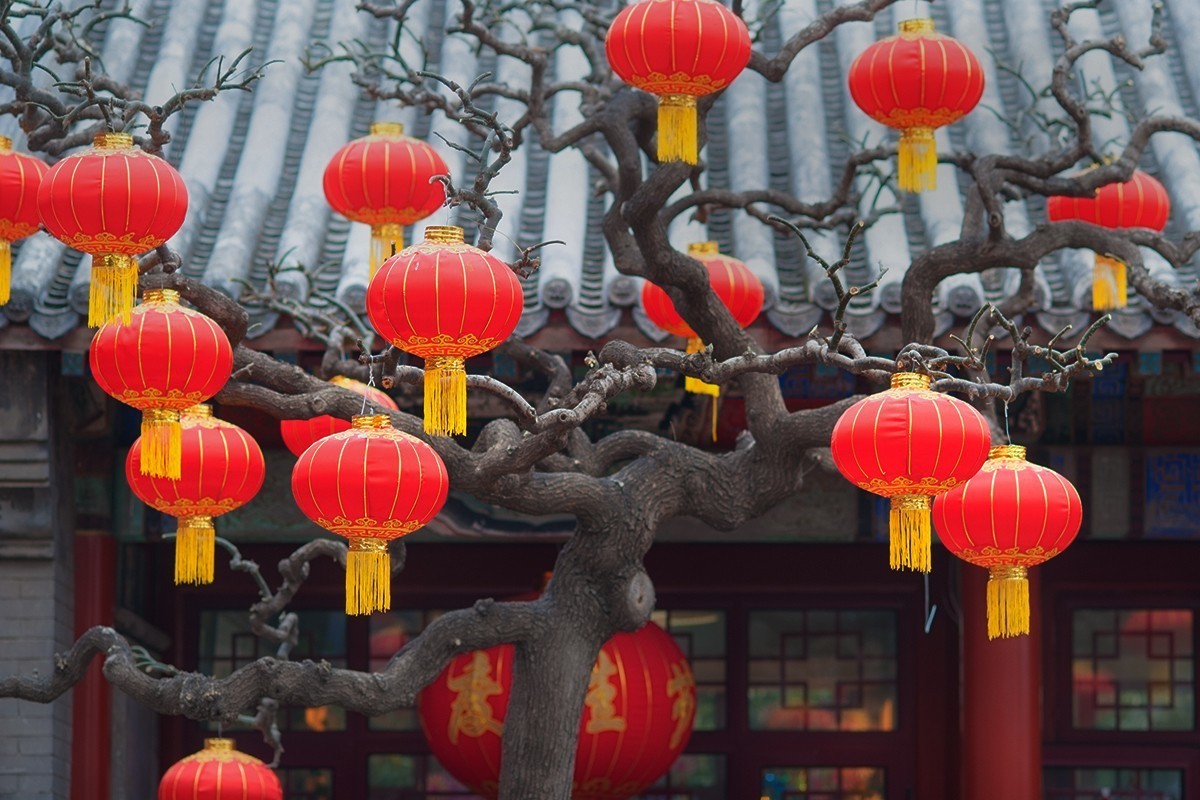 节日期间的红灯笼