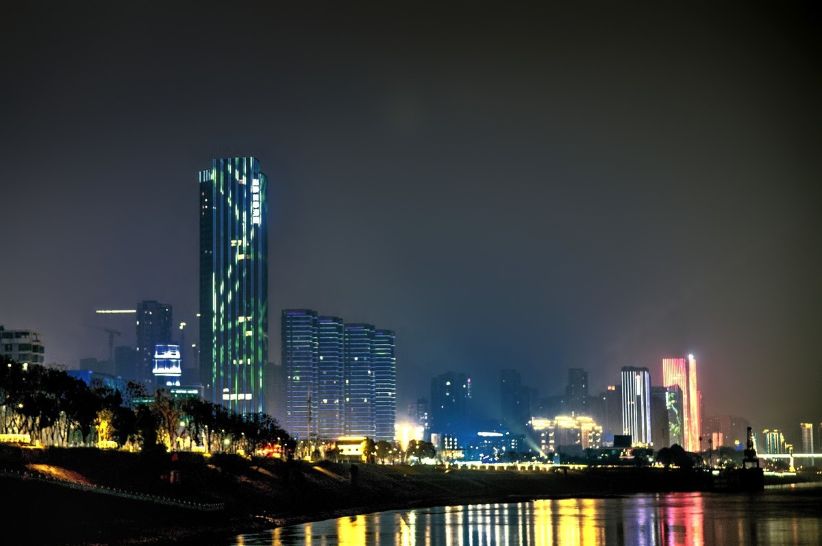 夜晚的两岸宜昌