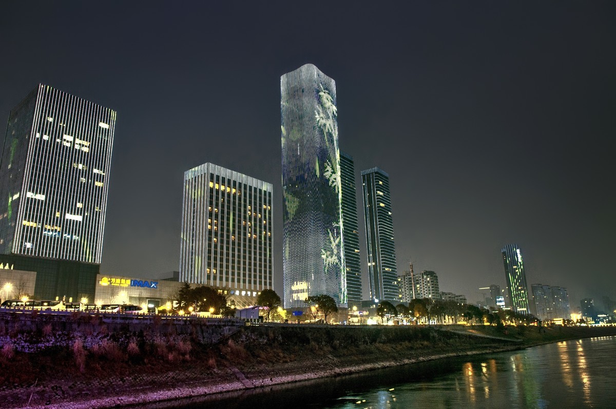 夜晚的两岸宜昌