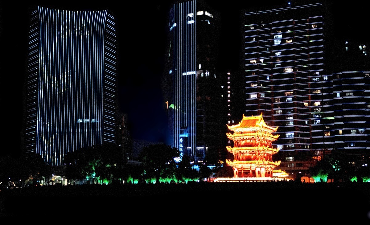 夜晚的两岸宜昌