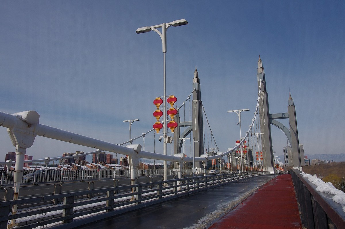 昨天拍雪景才发现CMOS擦花了