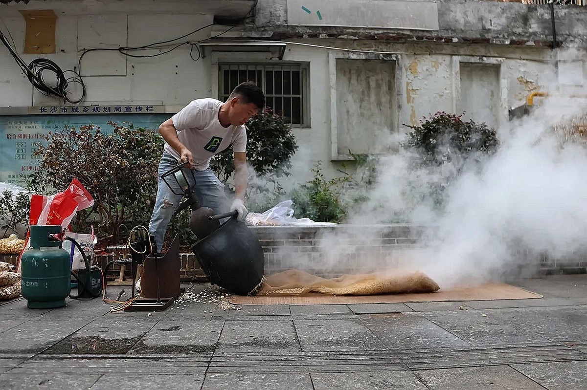 街头抓拍--爆米花