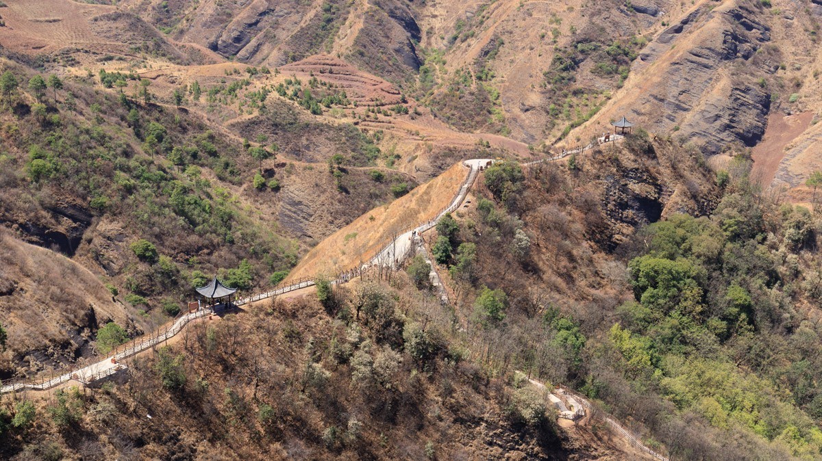 游凉山州盐源县公母山