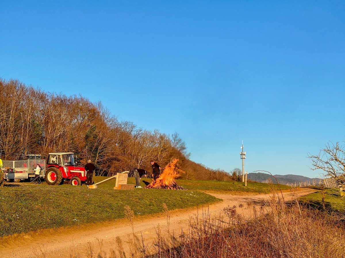 南德春晓之--“罗马山”摄