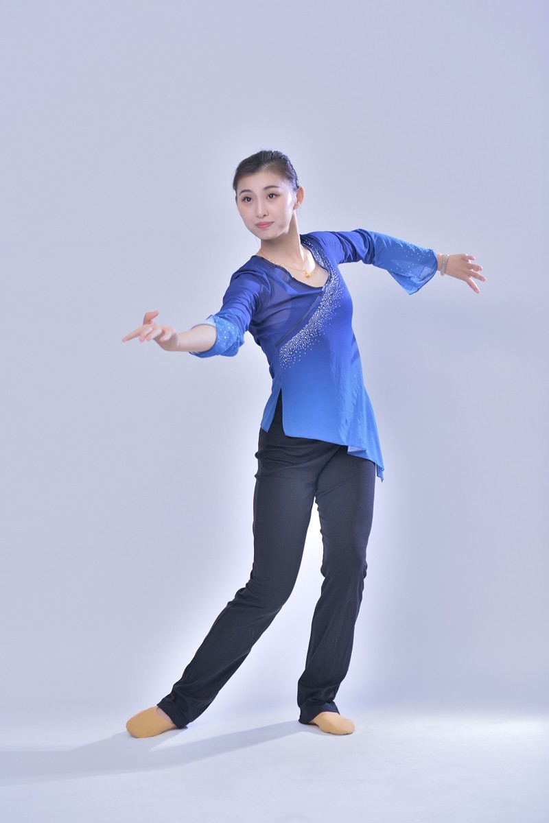 【视觉光影】室 内 人 像 （3）