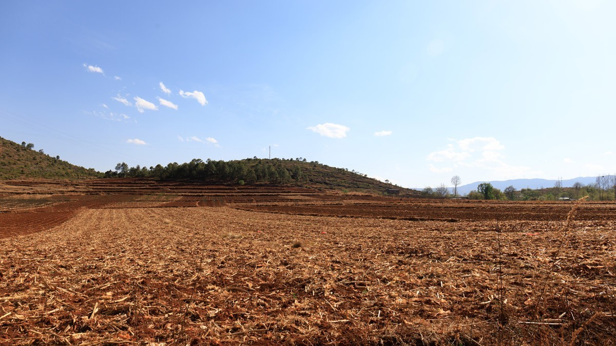游凉山州盐源县公母山