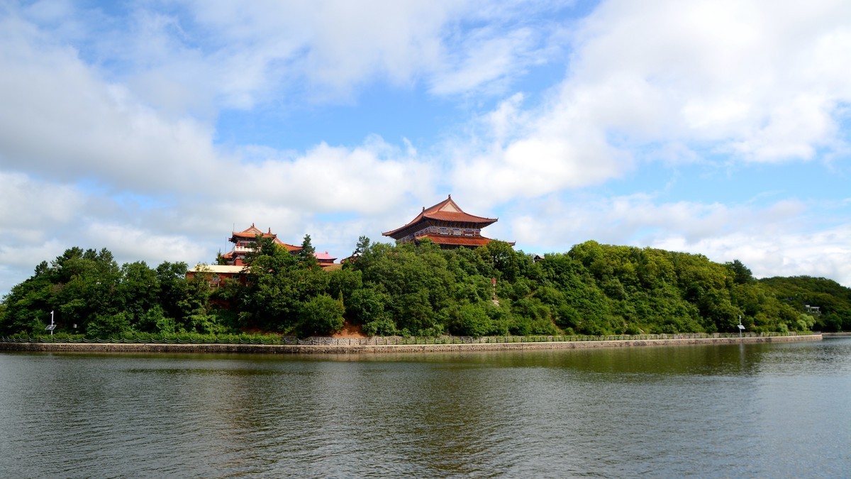 镜泊湖