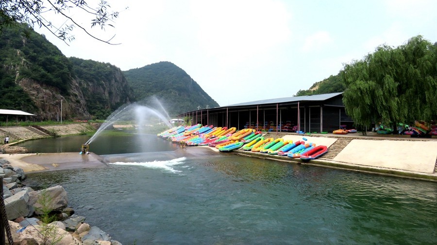 027【不老松：东戴河游纪】借永安峡峪还未放人漂流之际敢紧拍点景片！很美呀！谁的钱