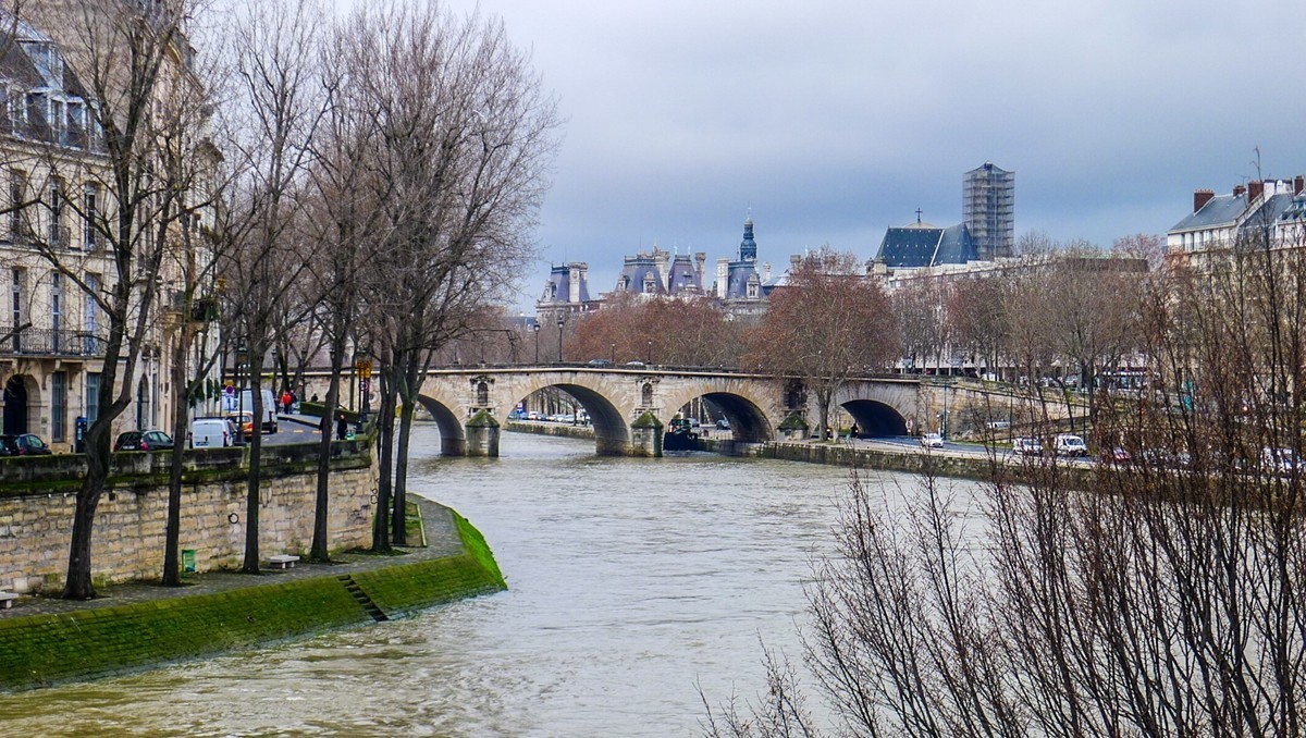 冬览塞纳河巴黎