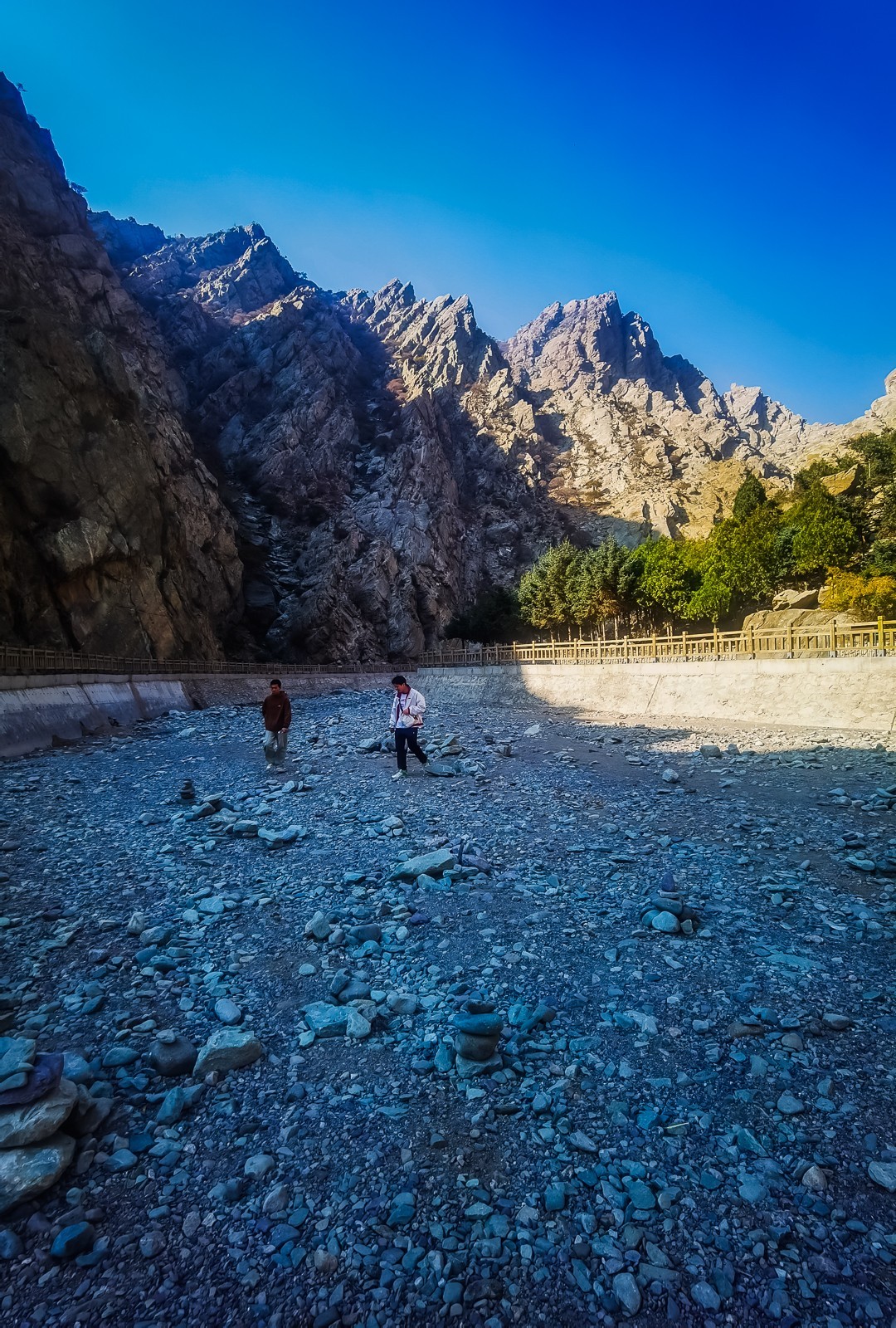 宁夏银川  贺兰山岩画～掠影