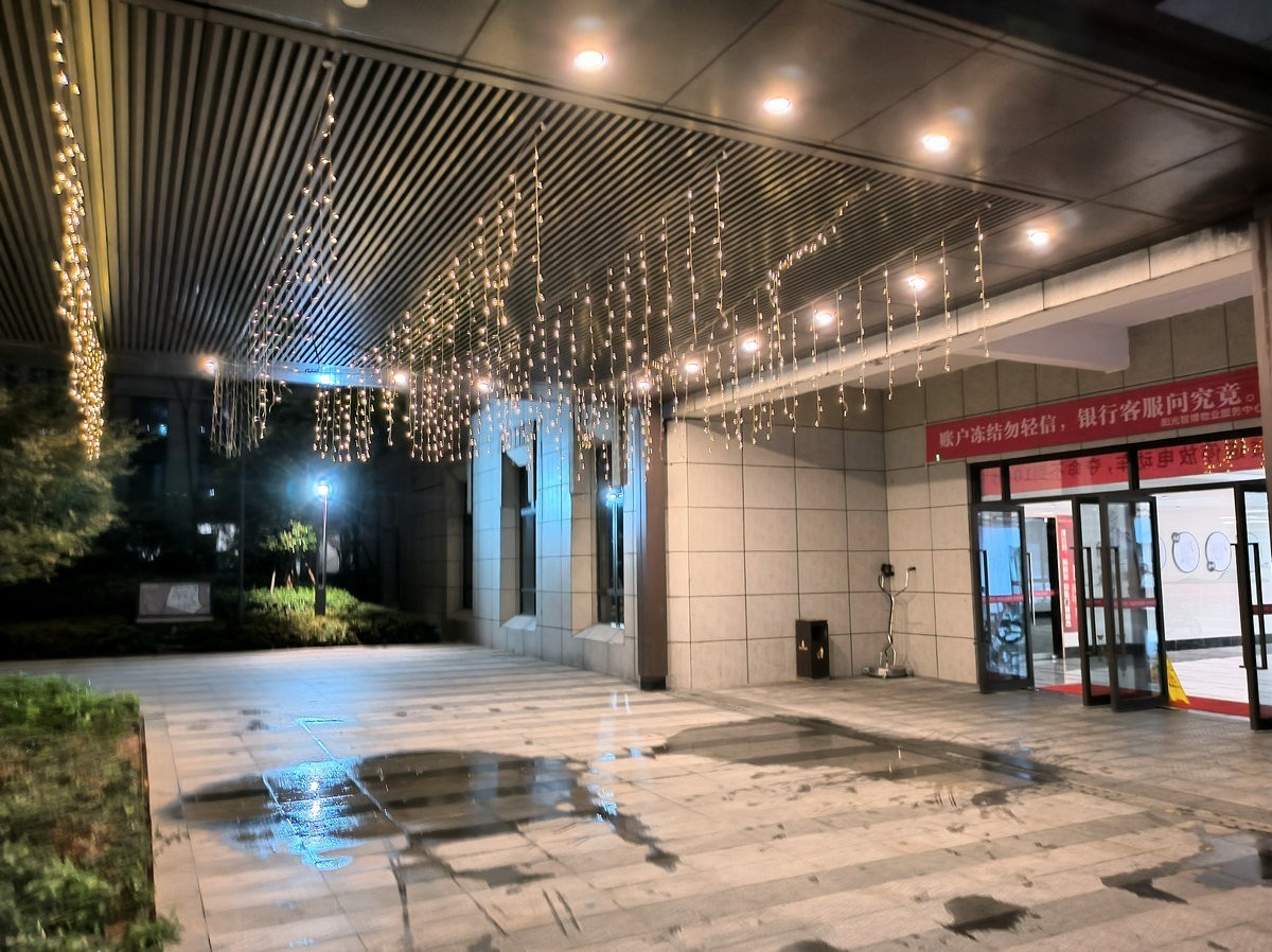 漫步星城 走街串巷（477）开轩纳微凉