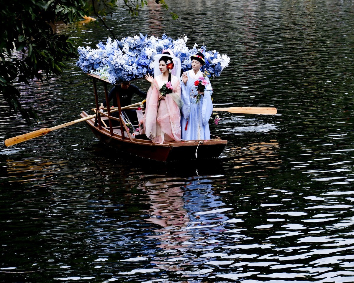 荔湾湖花船游 (二)