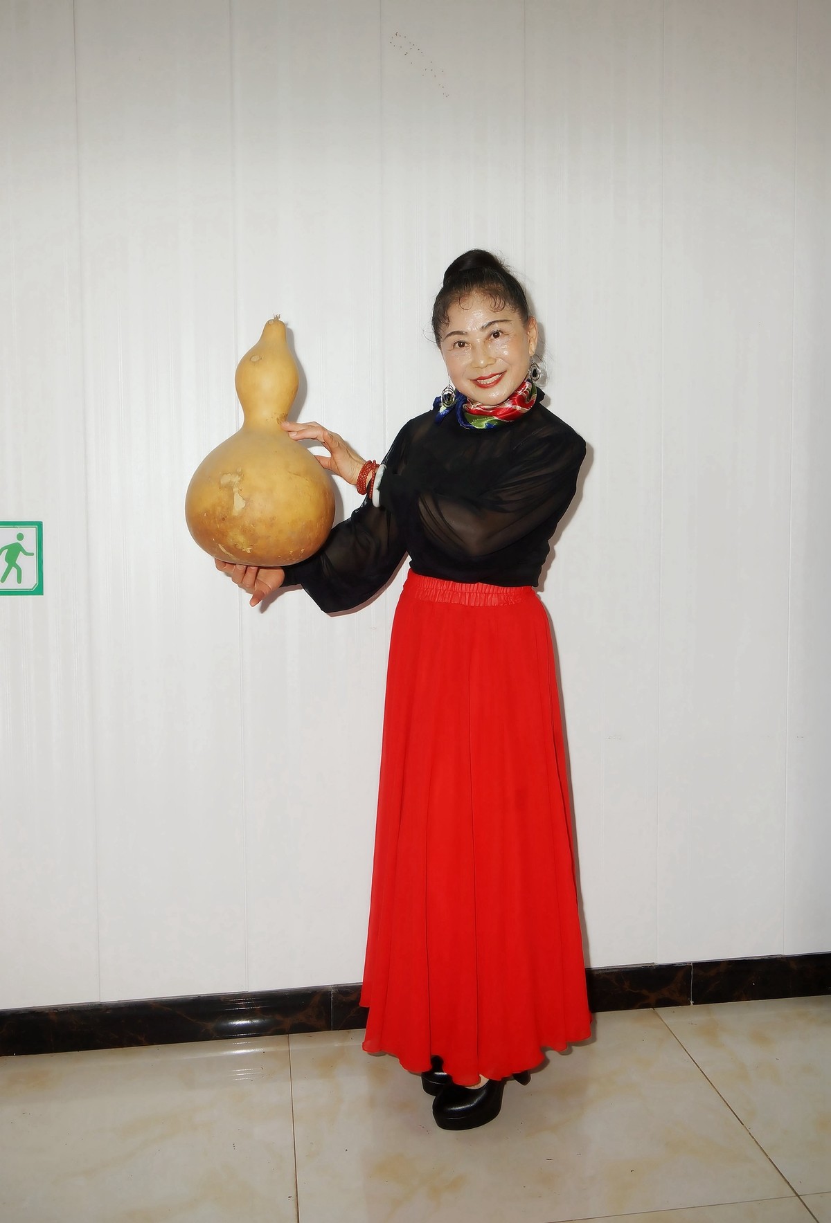 室内环境人像---演出休息中的美女！