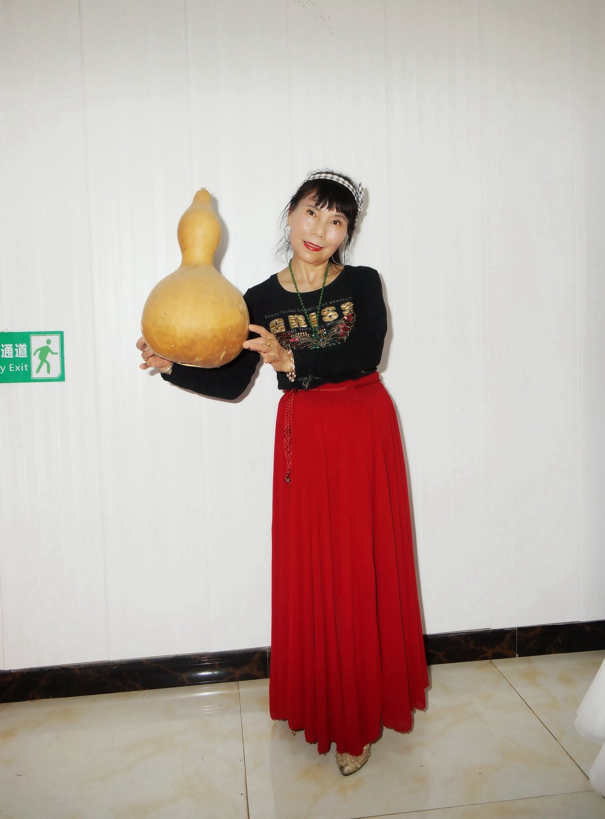 室内环境人像---演出休息中的美女！