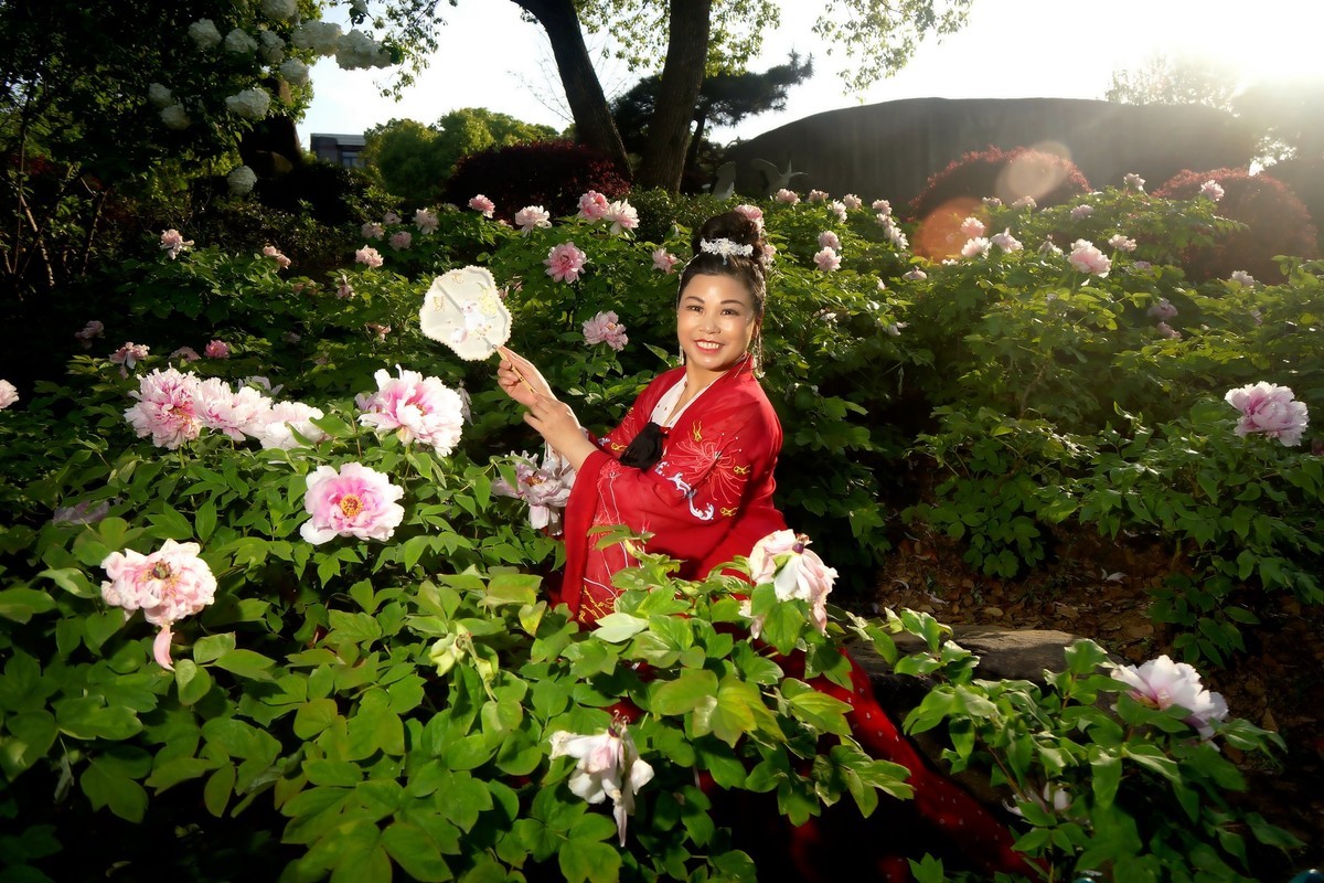 牡丹园的汉服美女！