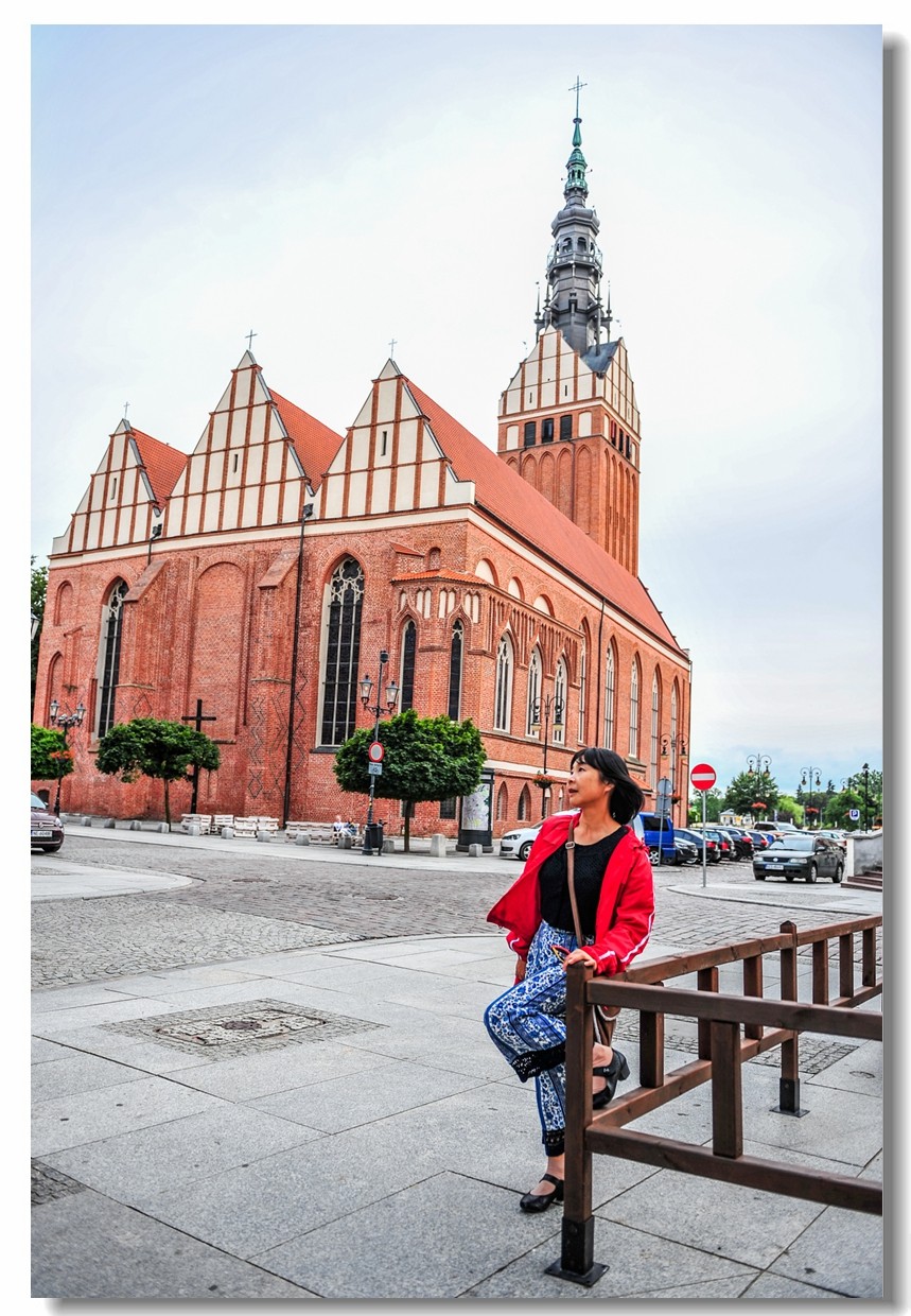 留影“埃尔布拉格城”（波兰）