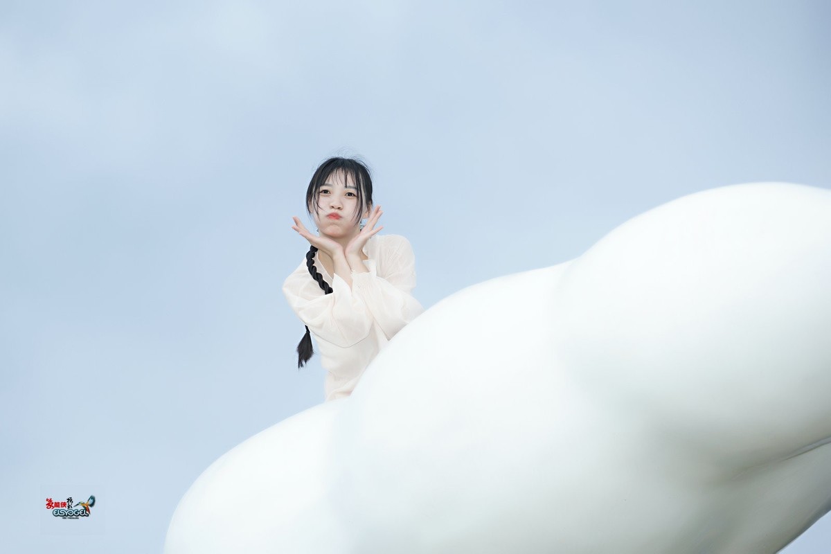 【云端少女】---佳佳