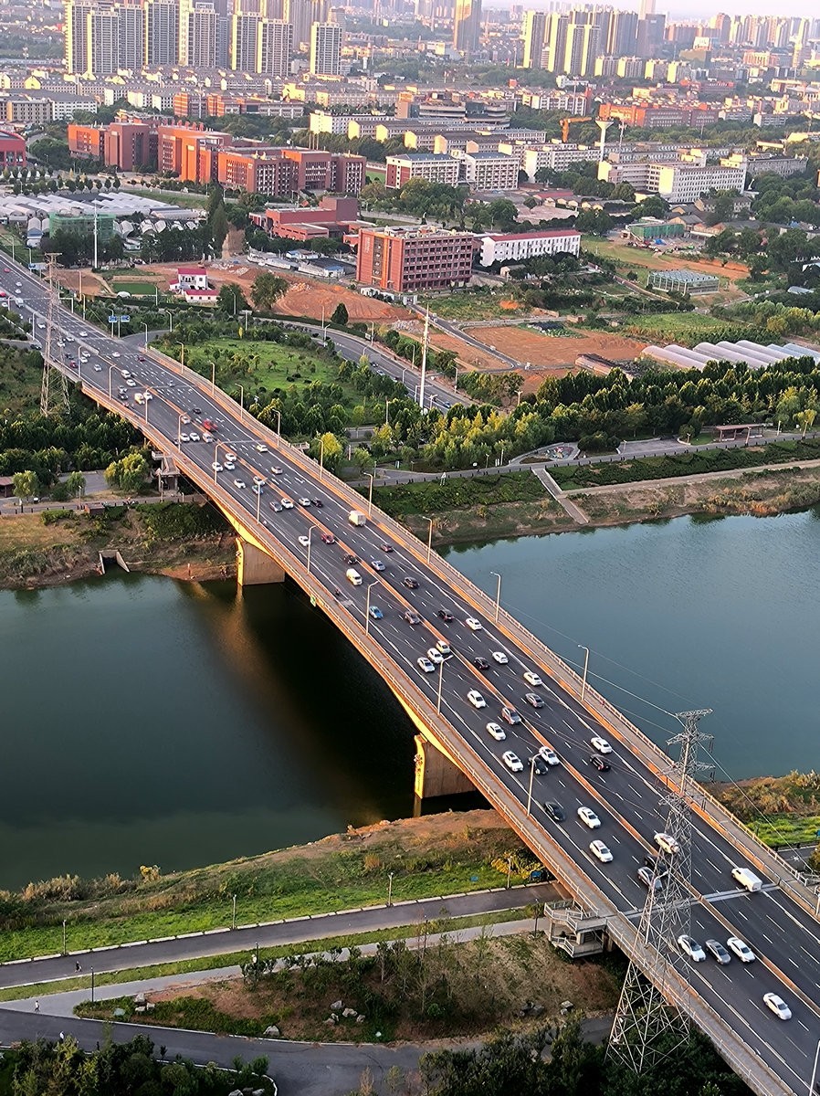 漫步星城 走街串巷（479）夜色渐浓