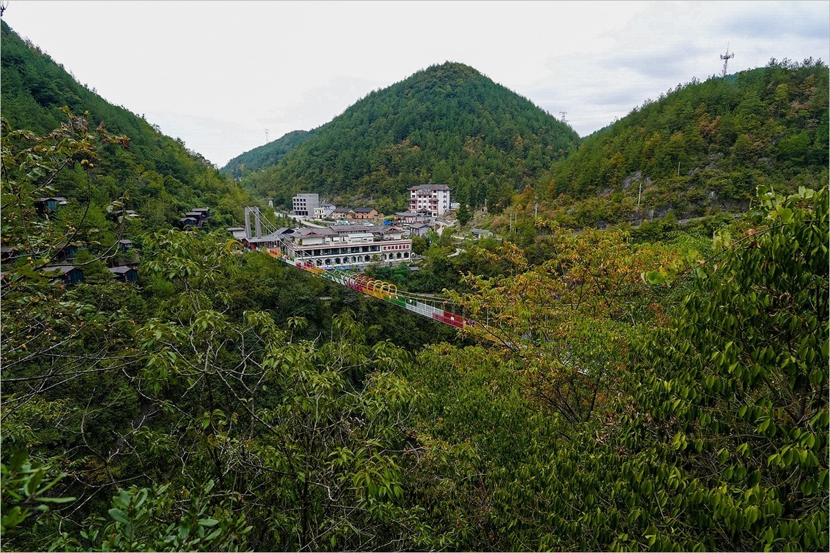 2025年第0029贴-恩施地心谷风光旅拍（0111）