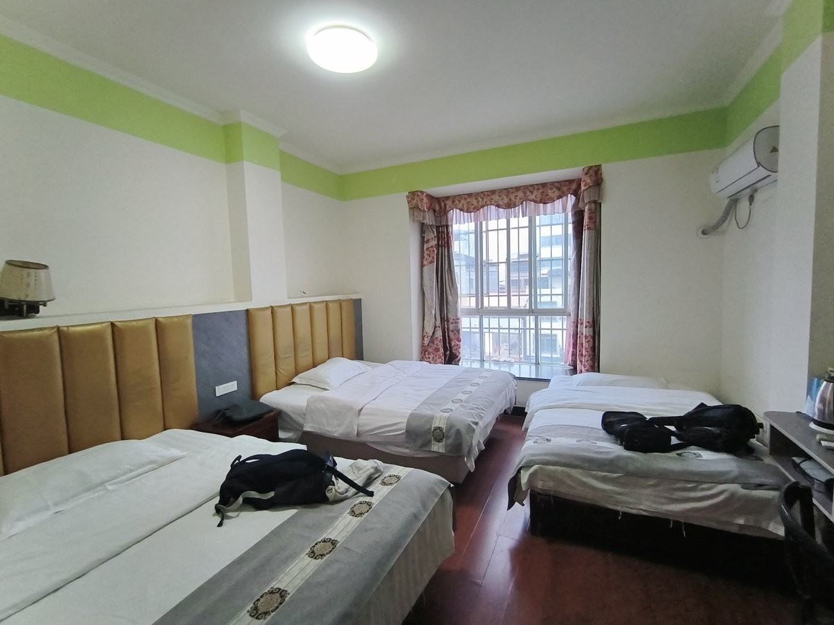 2024春节 滇桂沿边行（99）青山秀水美罗城