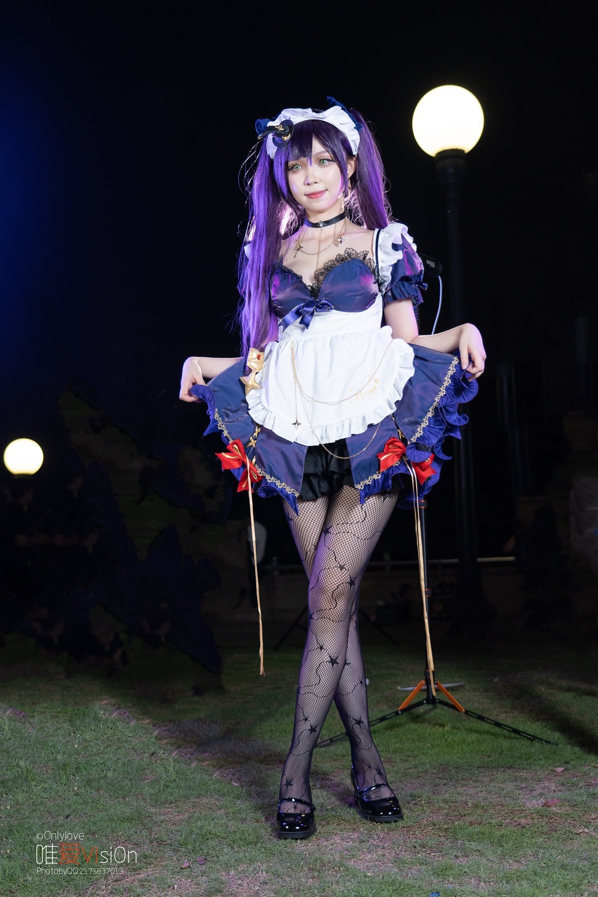 【女仆莫娜】-主人，想吃蛋糕还是我！